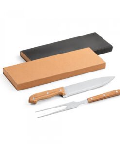 kit-churrasco-corporativo-personalizado-caixa-kraft-tábua-faca-garfo-pegador-l2brindes