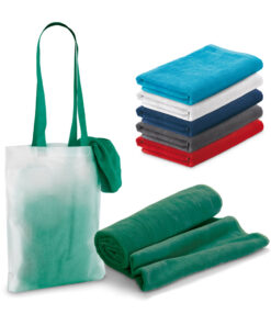 Toalha de praia em veludo de algodão: 320 g/m², com uma incrível sacola em non-woven (80 g/m²). Tamanho da toalha: 1500 x 750 mm. Tamanho da sacola: 330 x 415 x 100 mm.