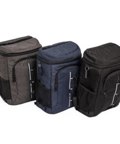Três modelos da mochila térmica personalizada de 30 litros nas cores cinza mescla, cinza escuro e preto, ideal como brinde corporativo.