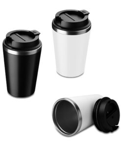 Dois modelos de copo térmico para brinde, um preto e outro branco, e uma terceira unidade deitada exibindo o interior em aço inox.