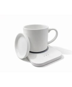 Kit aquecedor de caneca branco com carregador wireless e caneca de cerâmica, ideal para brinde corporativo tecnológico.